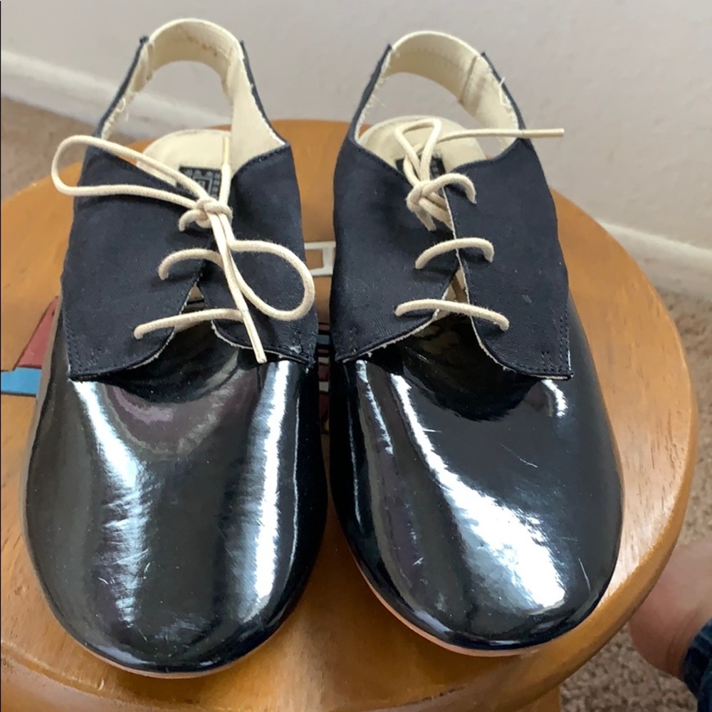 Flat Shoes